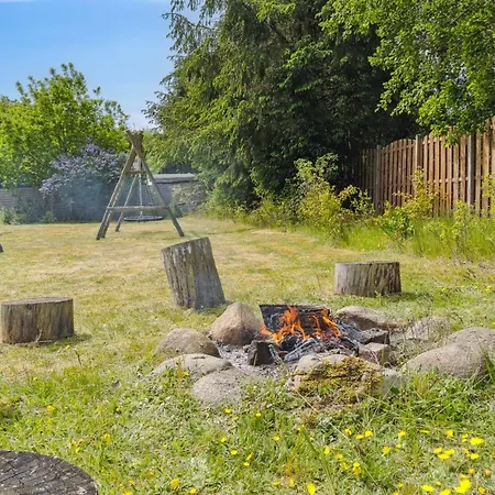 Aleia - 1-6km From The Sea By Interhome Hals