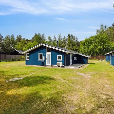 Aleia - 1-6km From The Sea By Interhome Hals